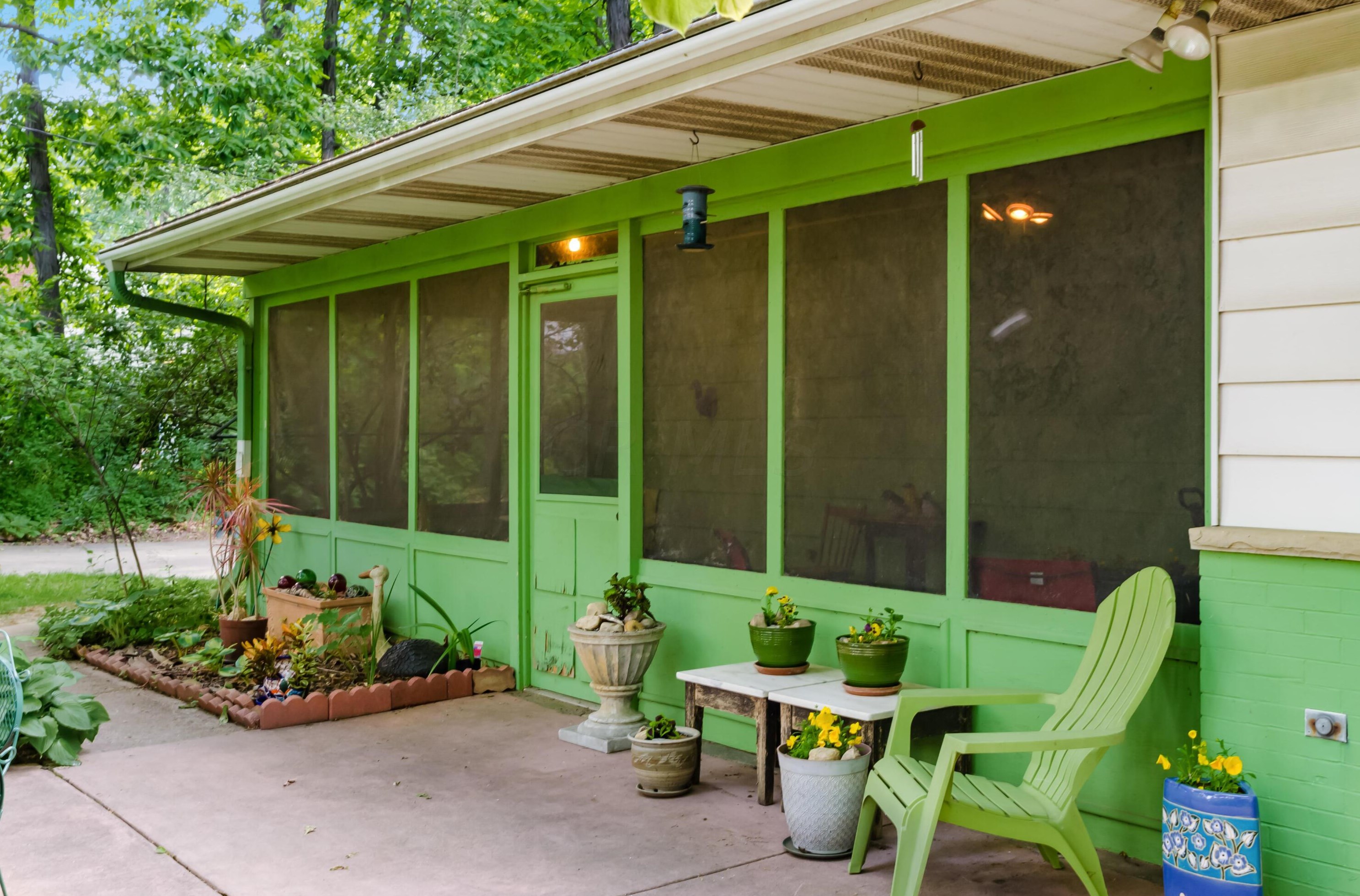 6665 Merwin Rd, Columbus OH 43235-2808 exterior