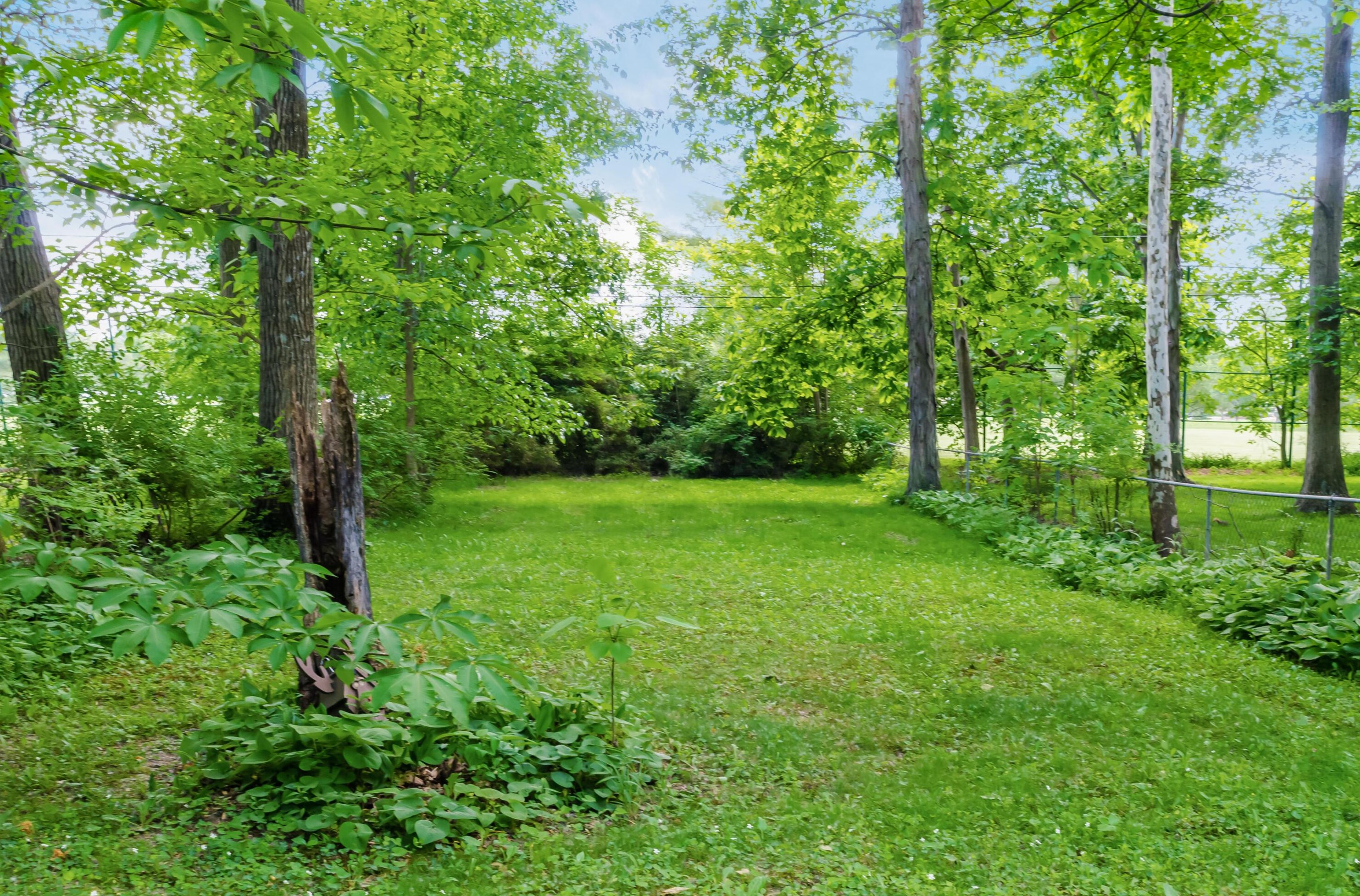 6665 Merwin Rd, Columbus OH 43235-2808 exterior