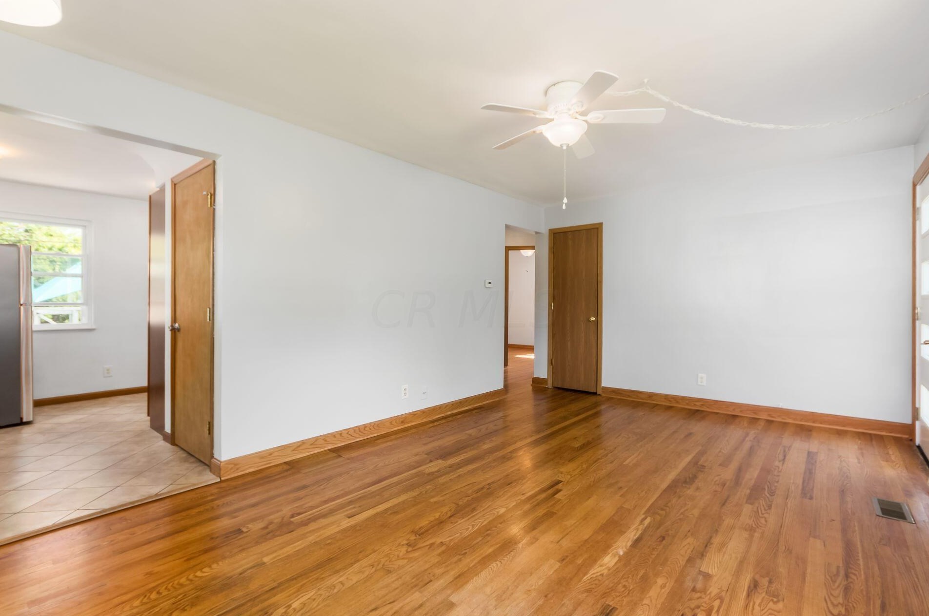 2234 Nottingham Rd, Columbus OH 43221-1149 exterior