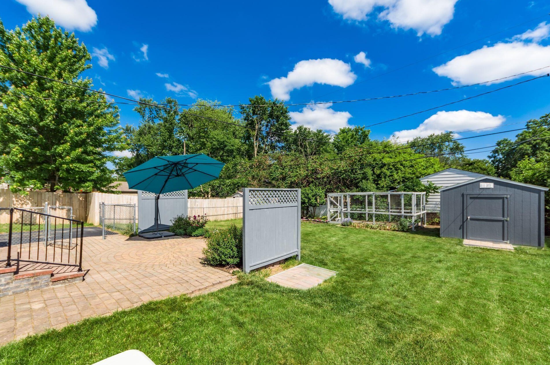 2234 Nottingham Rd, Columbus OH 43221-1149 exterior