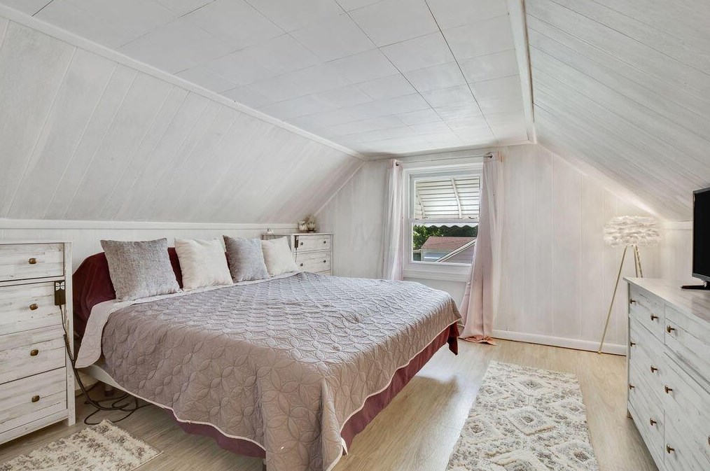 1300 Lenore Ave, Columbus OH 43224-3358 exterior