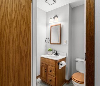 3845 Julia Ct, Columbus OH 43230-4133 exterior