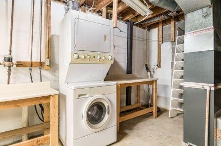 3845 Julia Ct, Columbus OH 43230-4133 exterior