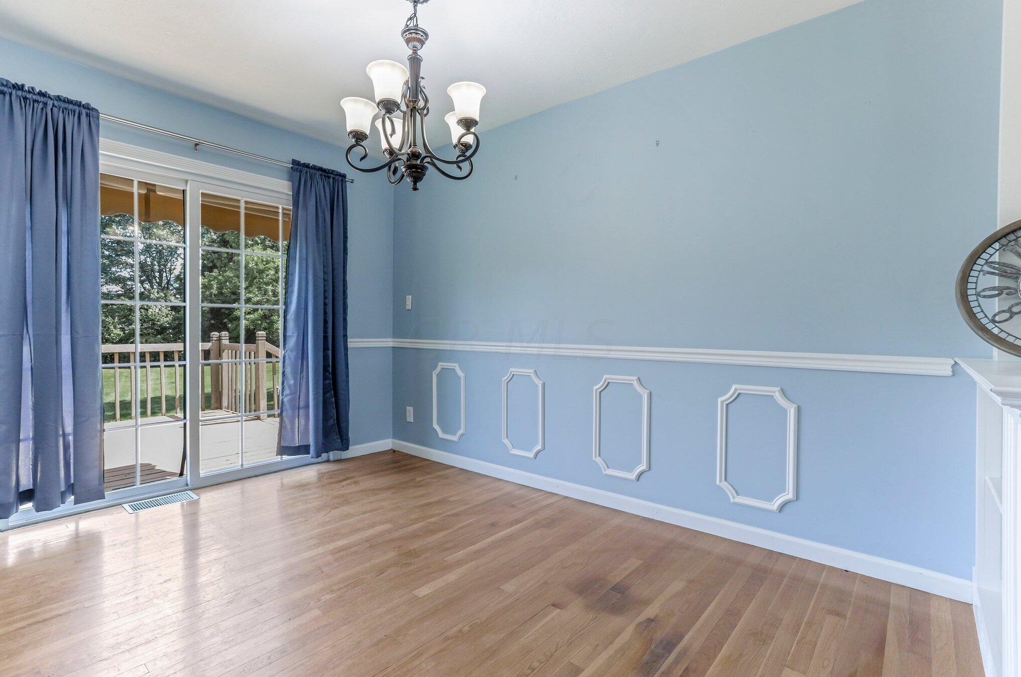 130 Alameda Ct, Lancaster OH  43130-2201 exterior