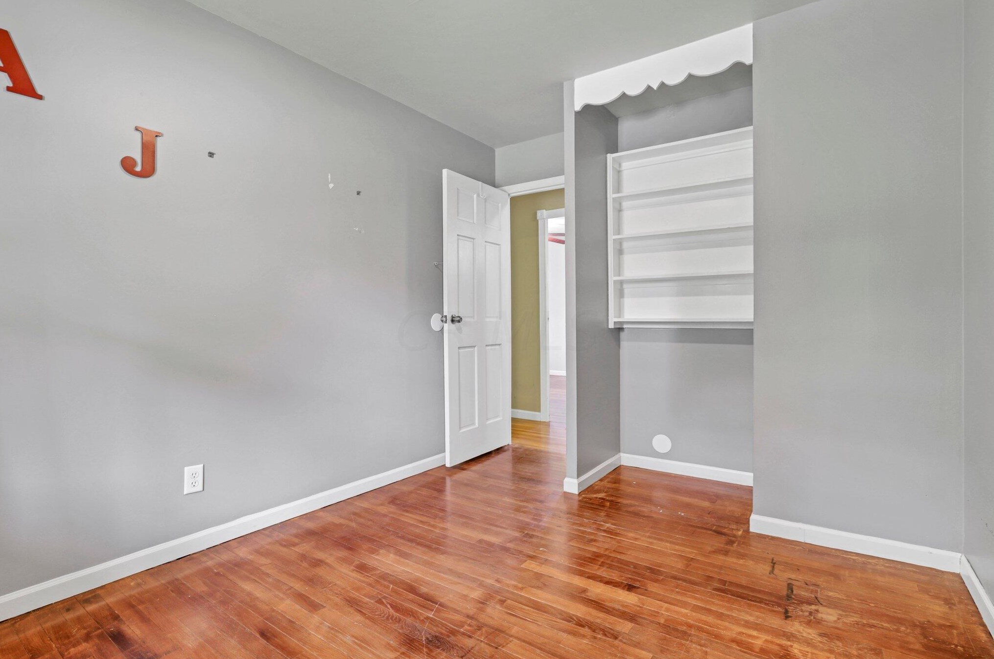 130 Alameda Ct, Lancaster OH  43130-2201 exterior