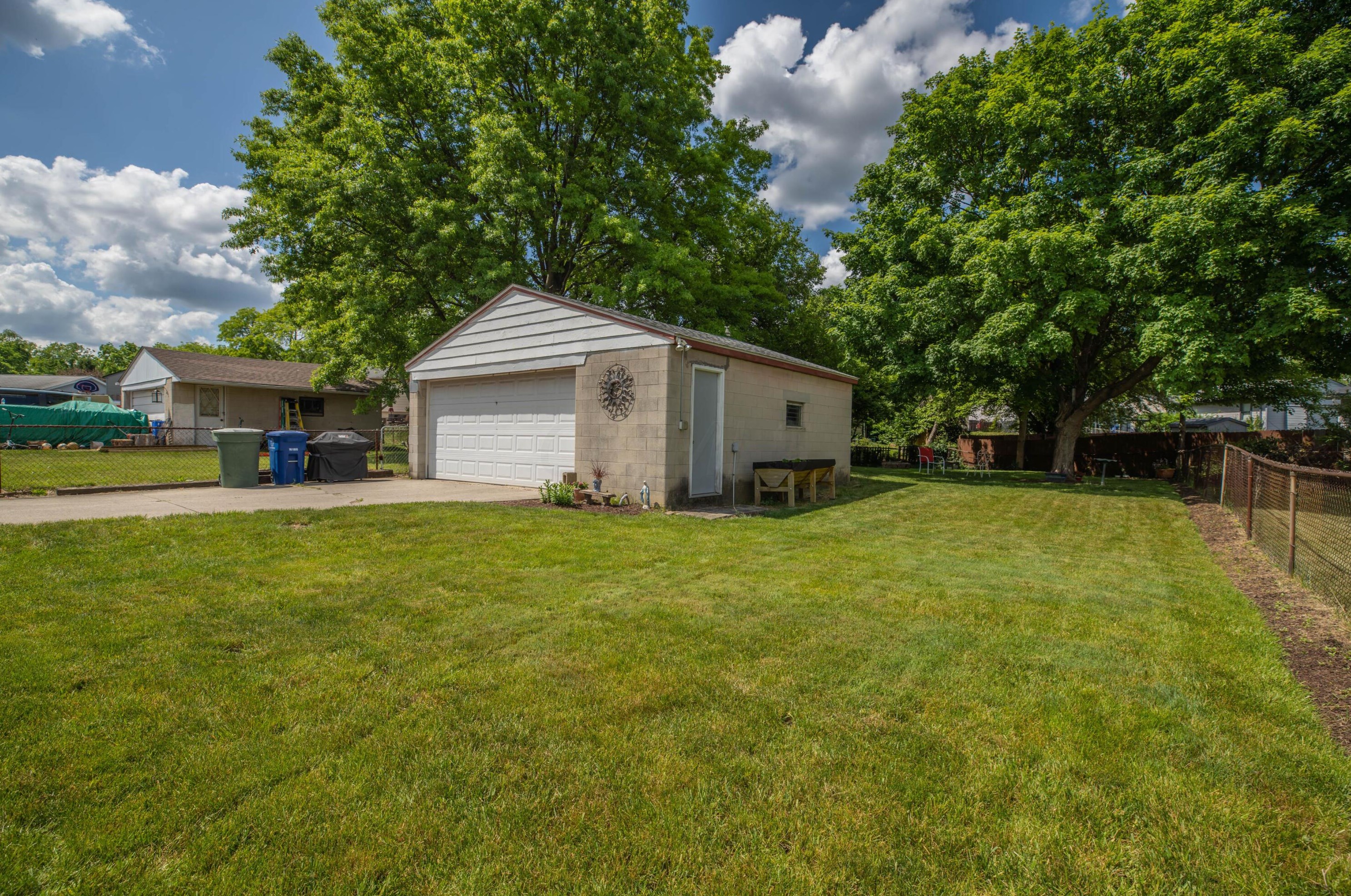 2990 Glenshaw Ave, Columbus OH 43231-6055 exterior