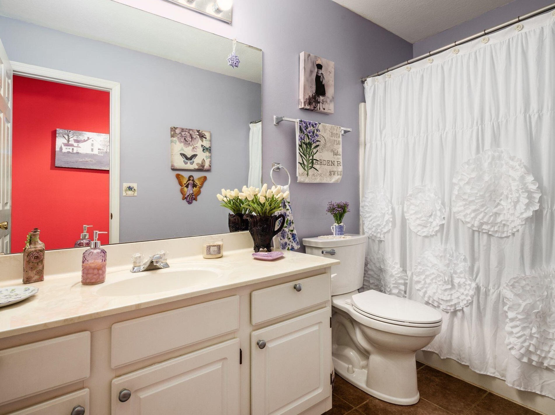 3046 Ravine Pointe Dr, Columbus OH 43231-7680 exterior