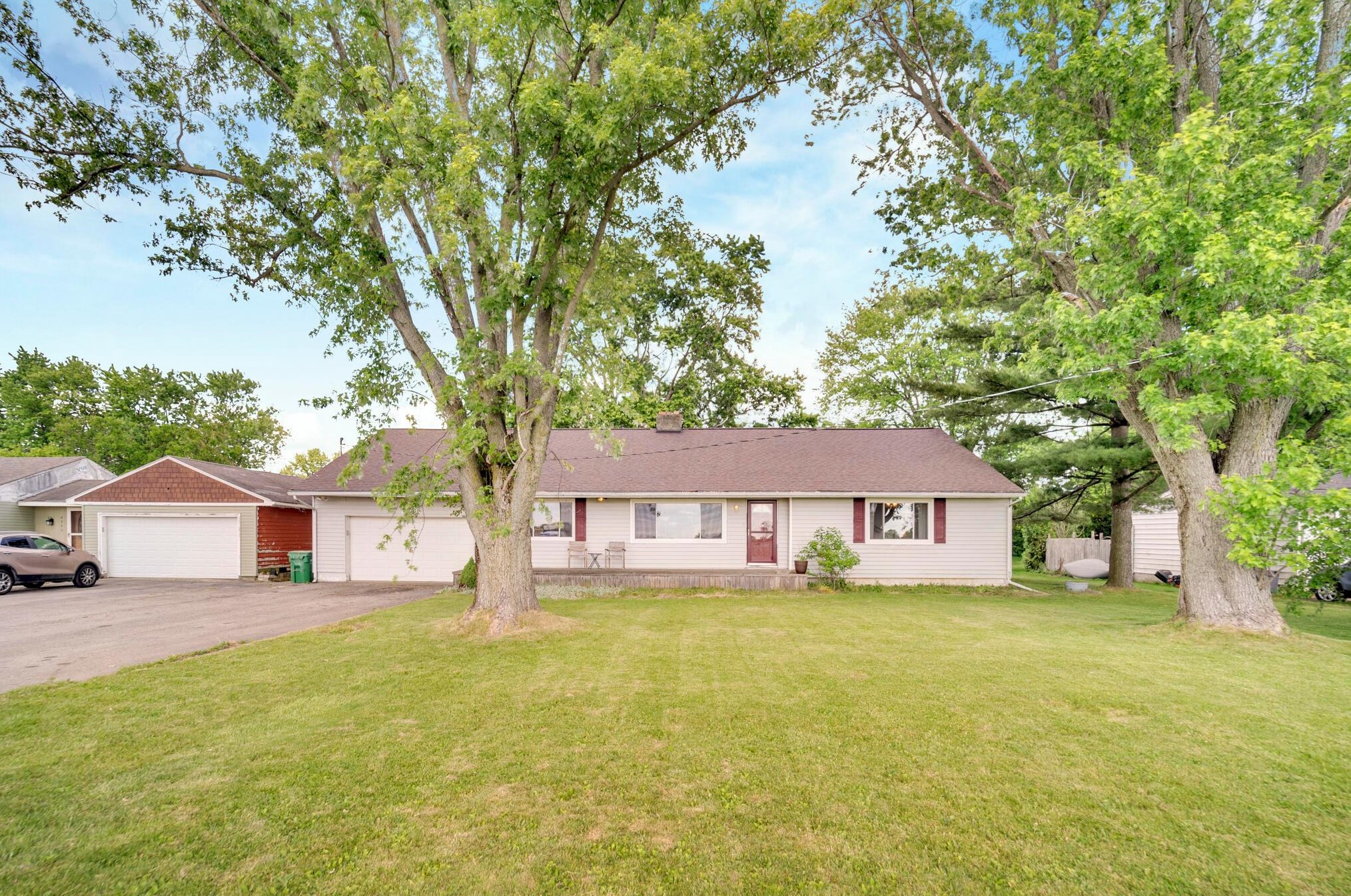 4230 Elliott Rd, Hilliard OH  43026-7664 exterior