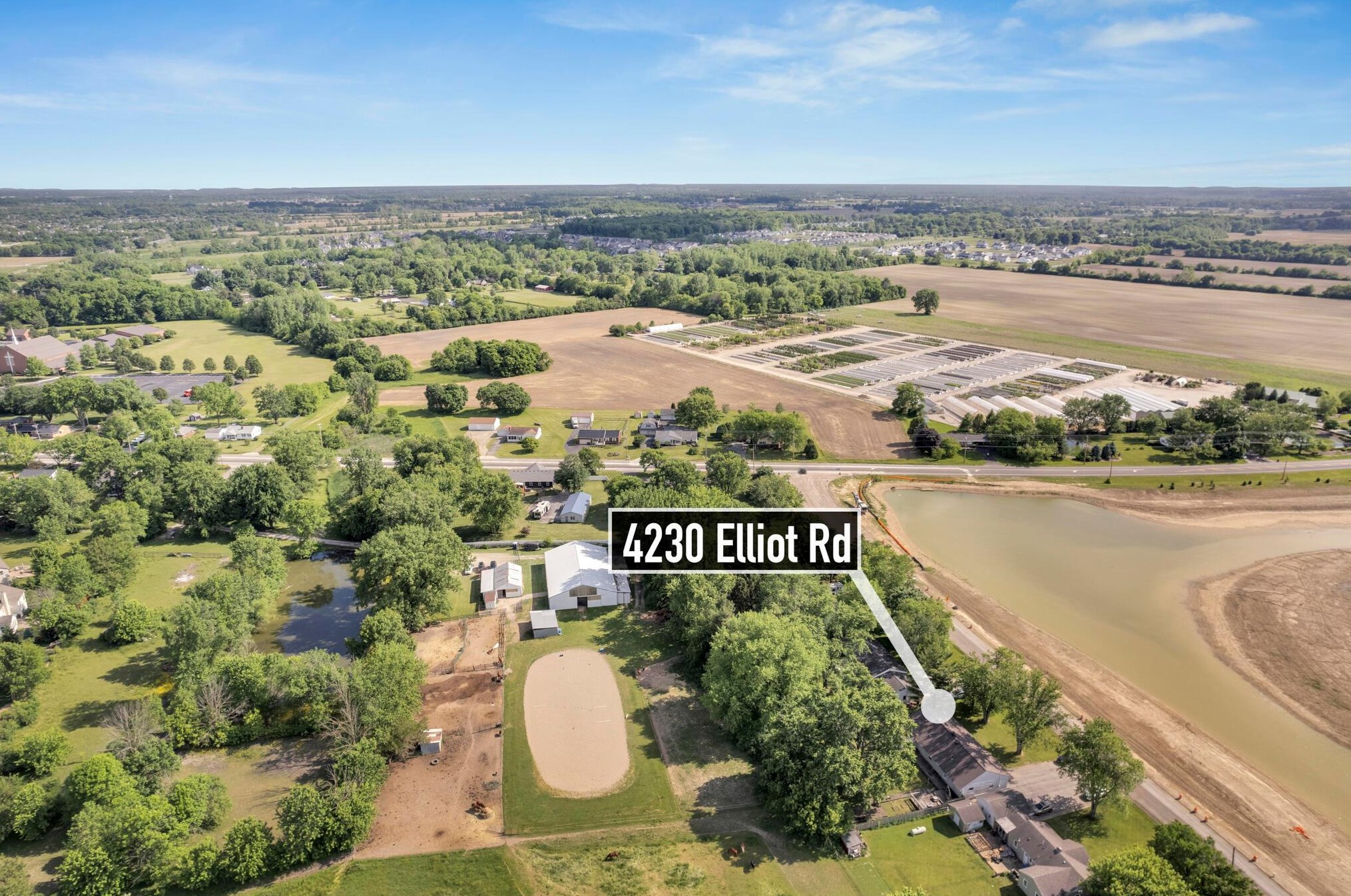 4230 Elliott Rd, Hilliard OH  43026-7648 exterior