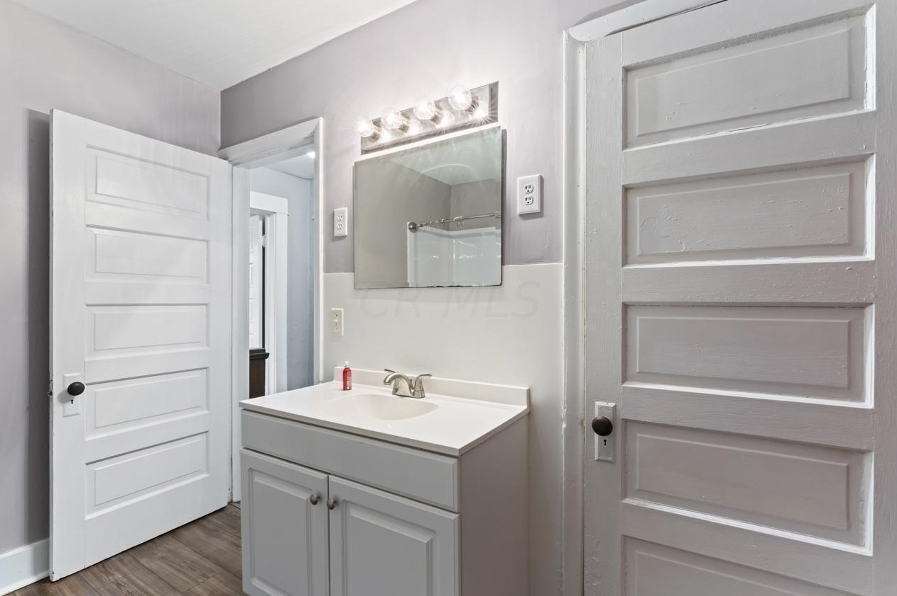 525 Maple St, Lancaster OH 43130-3125 exterior