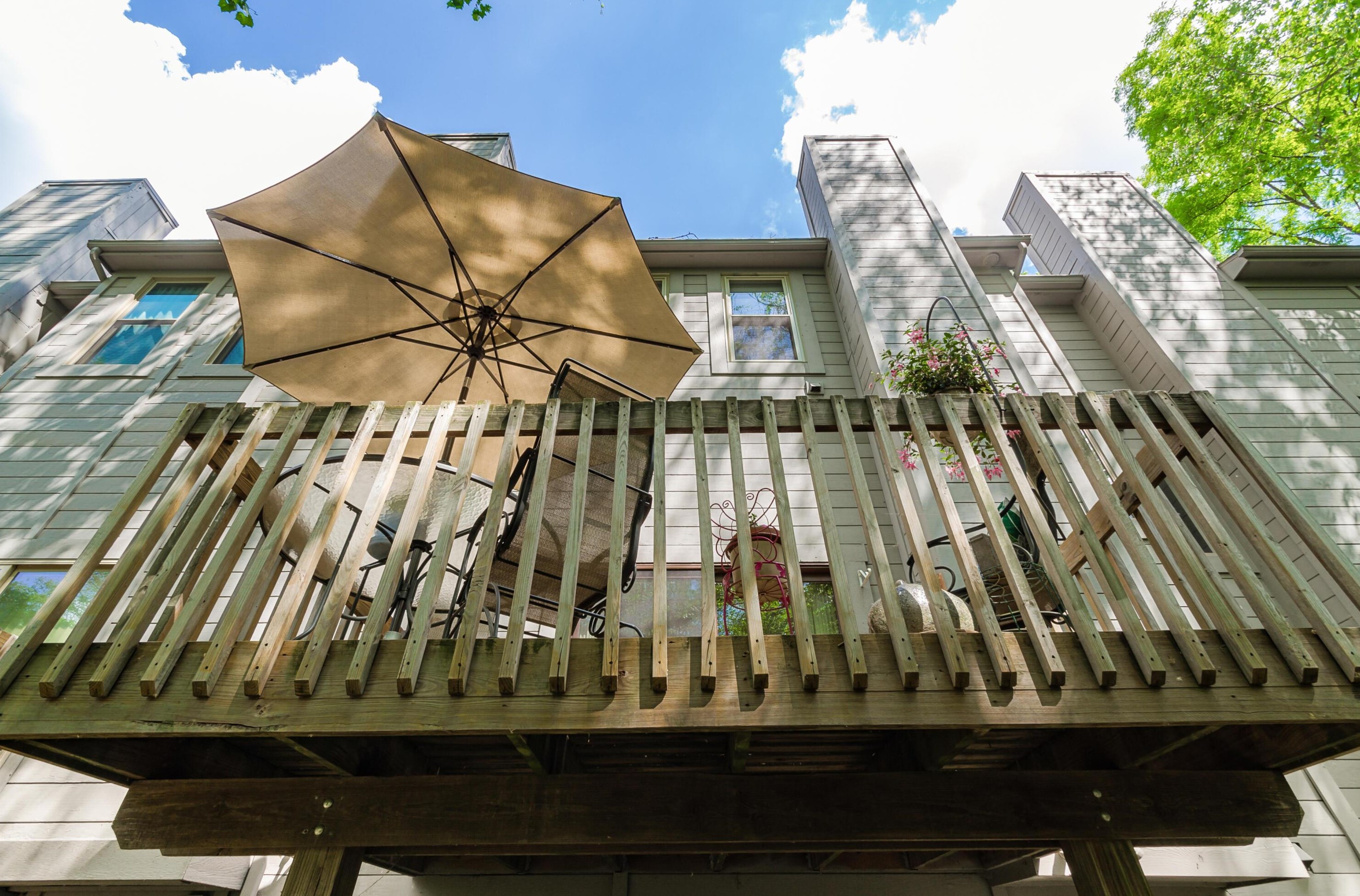 406 Olentangy Forest Dr, Columbus OH  43214-1459 exterior