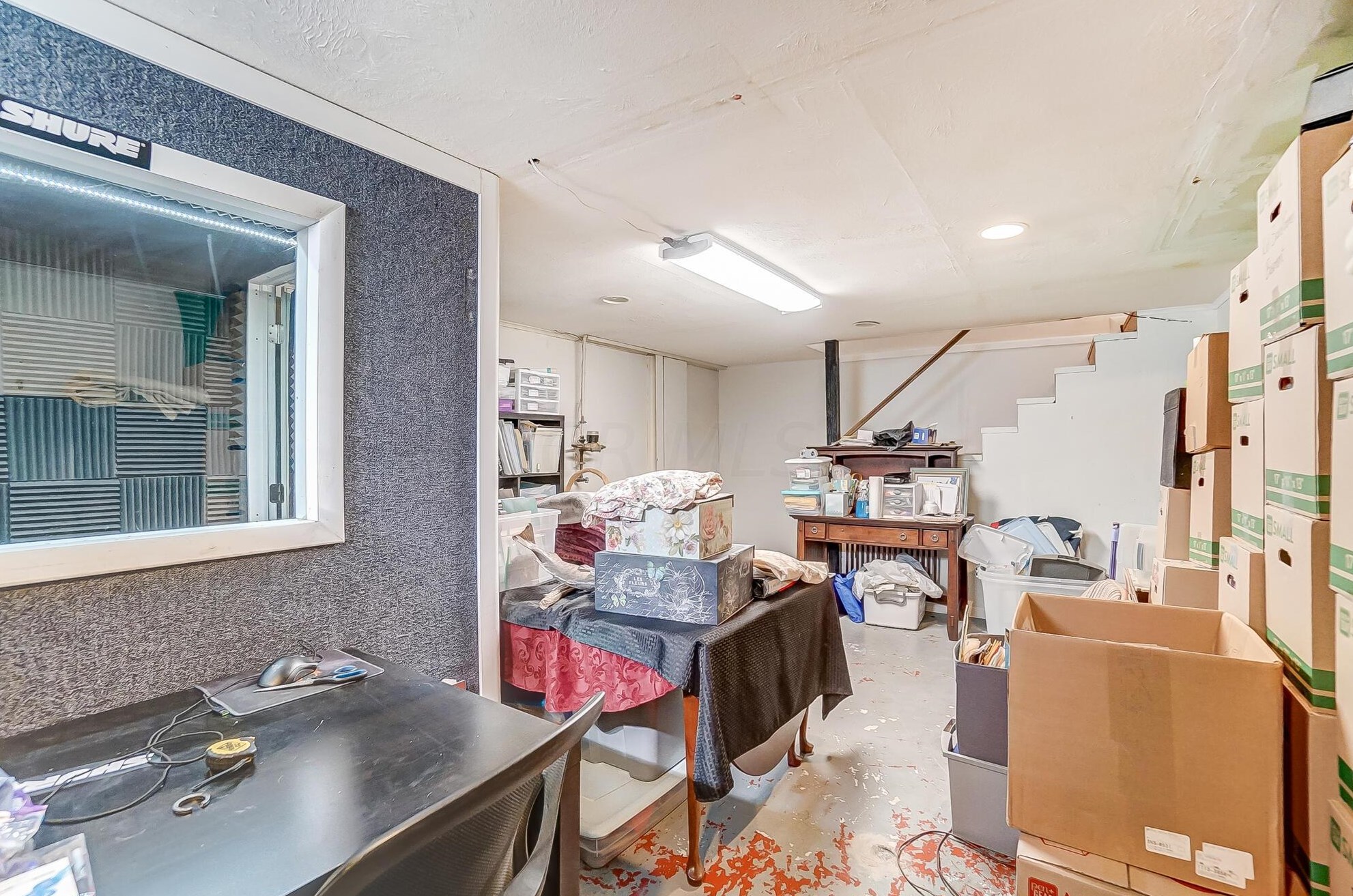 1727 Staffordshire Rd, Columbus OH 43229-2141 exterior