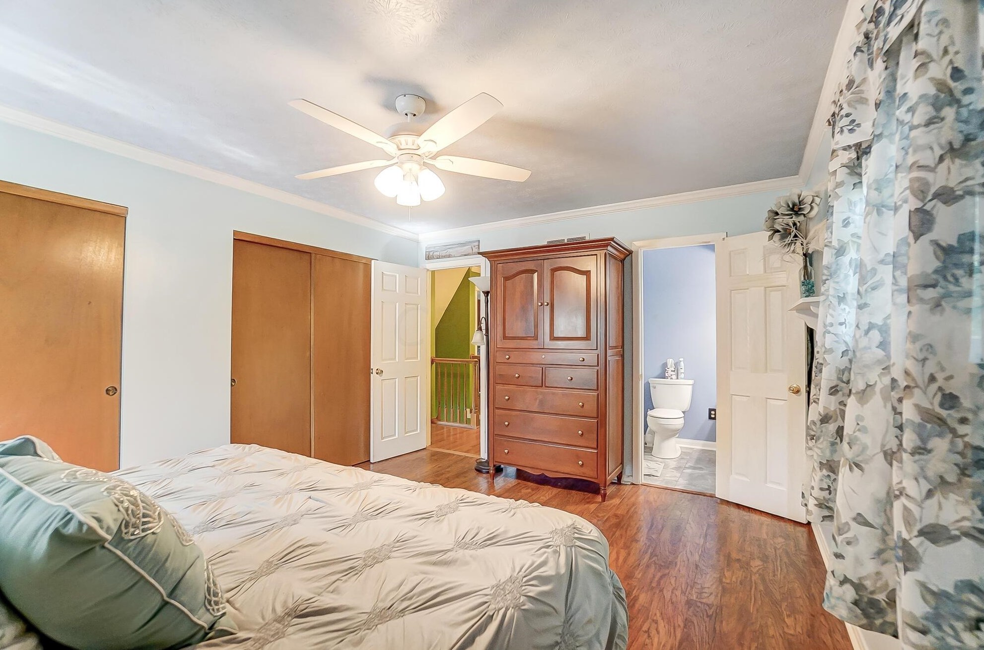 1727 Staffordshire Rd, Columbus OH 43229-2141 exterior