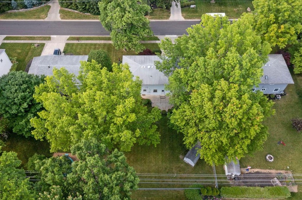 259 Highland Ave, Columbus OH 43085-2664 exterior