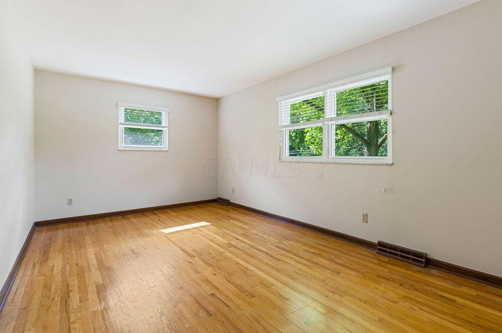 259 Highland Ave, Columbus OH 43085-2664 exterior