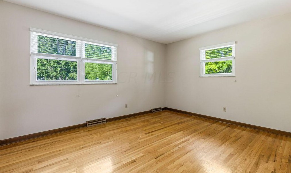 259 Highland Ave, Columbus OH 43085-2664 exterior