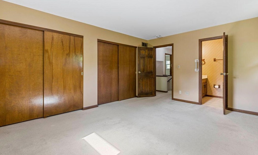 259 Highland Ave, Columbus OH 43085-2664 exterior