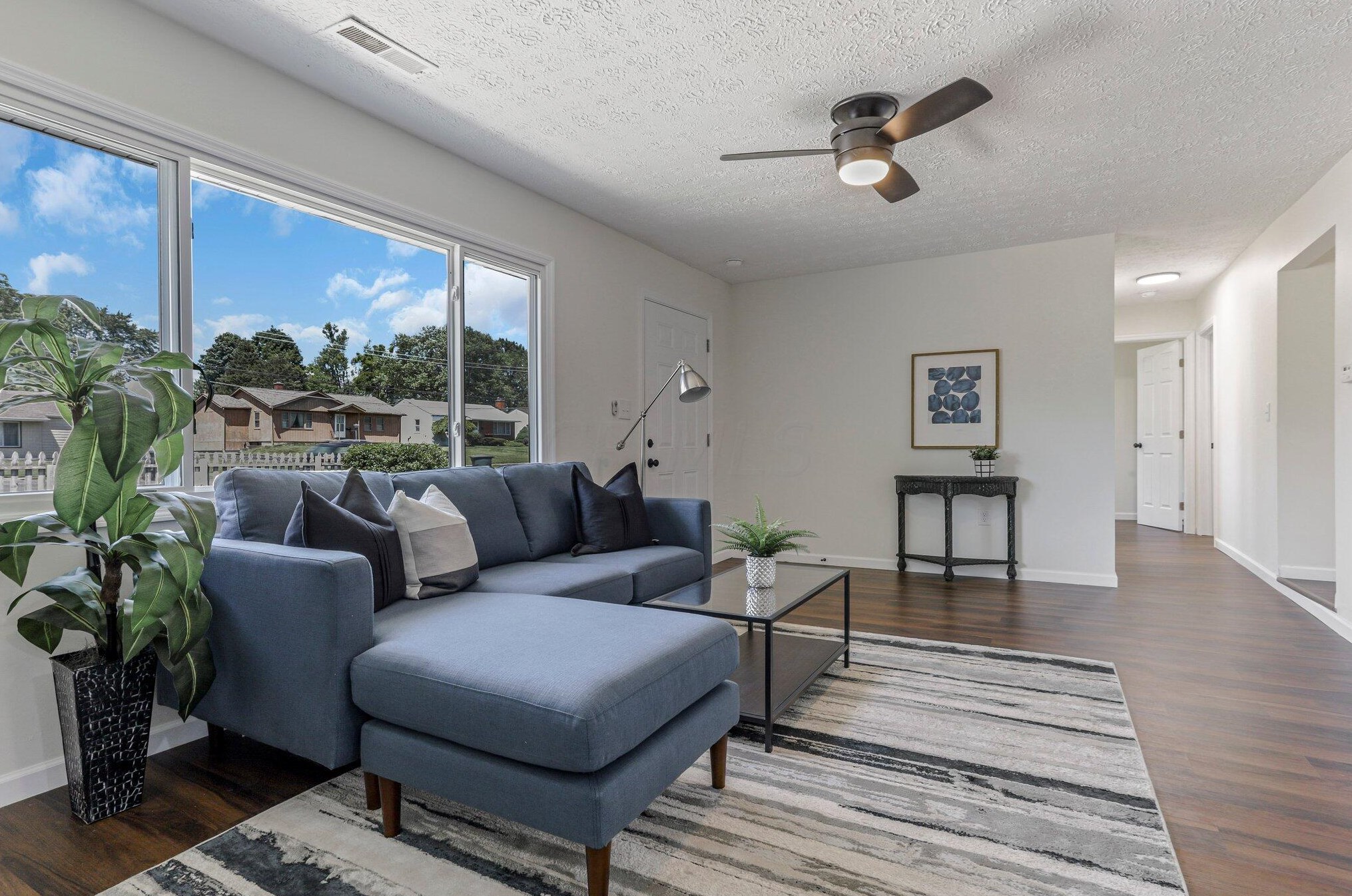 1473 Cooke Rd, Columbus OH 43214-3112 exterior