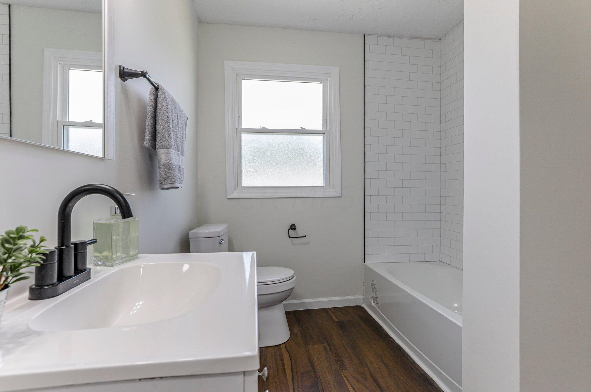 1473 Cooke Rd, Columbus OH 43214-3112 exterior