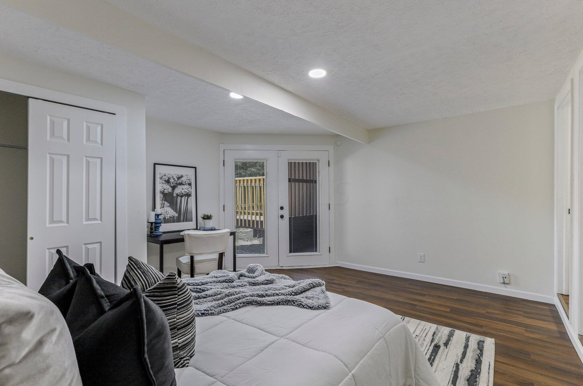 1473 Cooke Rd, Columbus OH 43214-3112 exterior