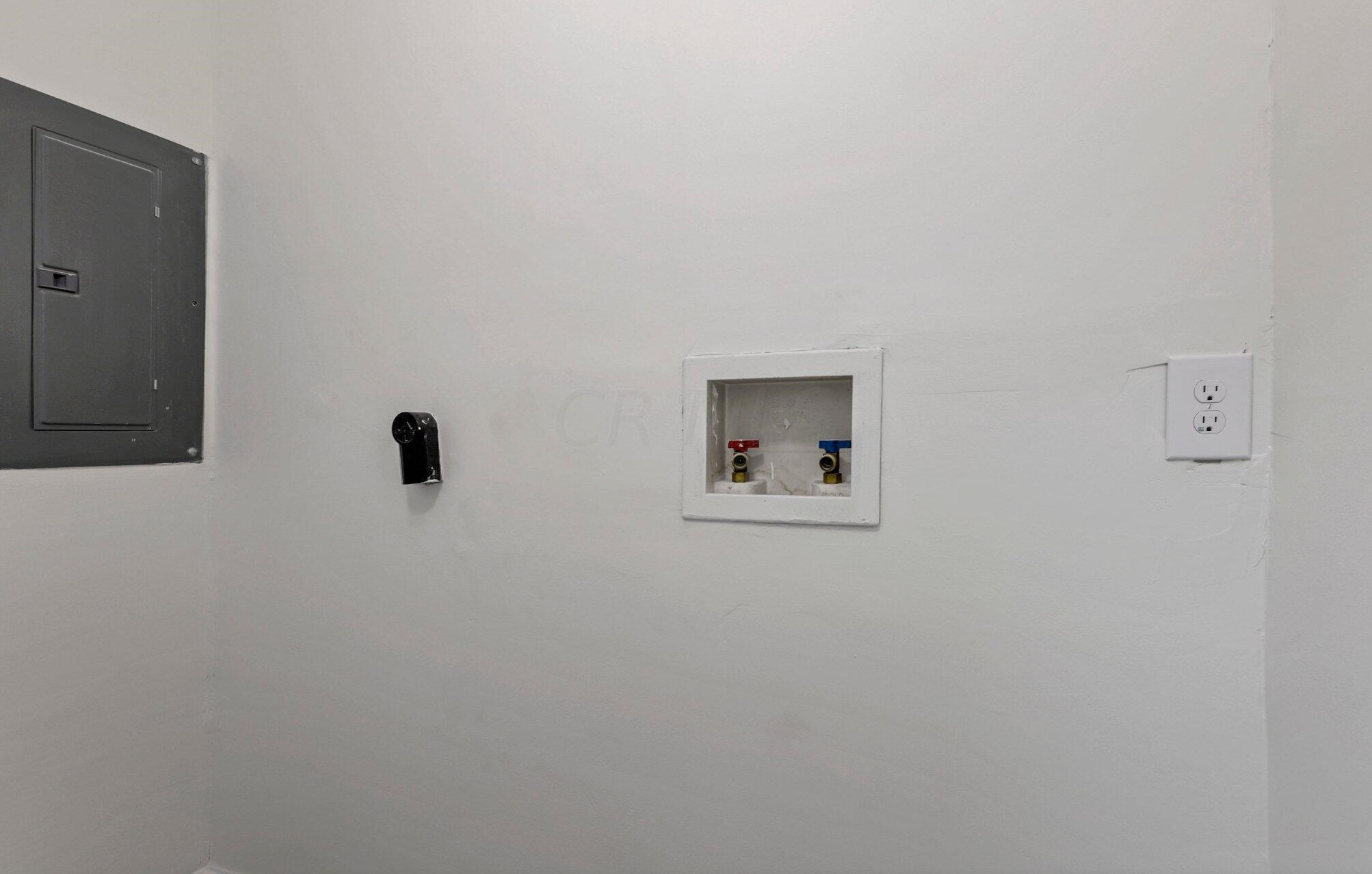 1473 Cooke Rd, Columbus OH 43214-3112 exterior