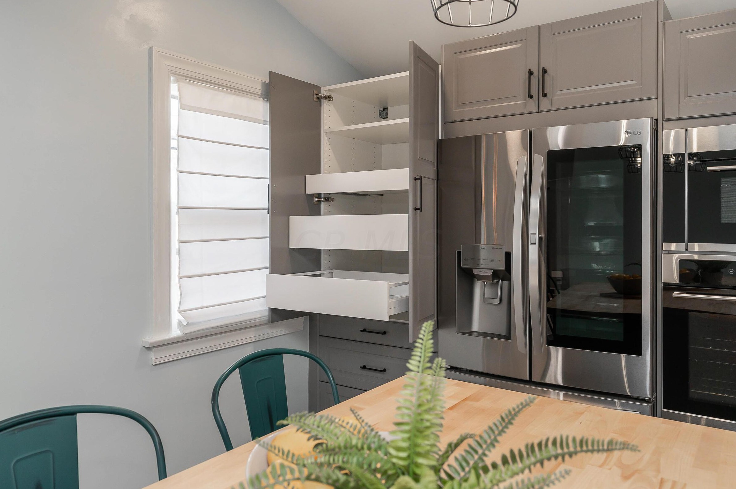 219 Huron Ave, Columbus OH 43204-2662 exterior