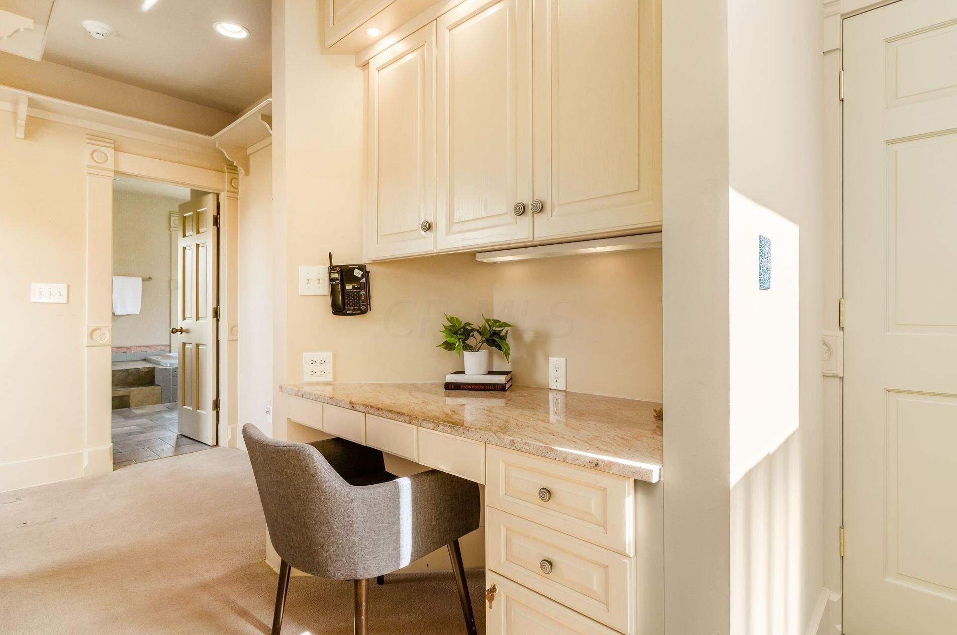 751 Jaeger St, Columbus OH 43206-2273 exterior