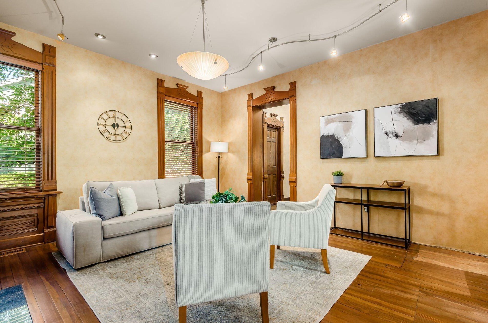 751 Jaeger St, Columbus OH 43206-2273 exterior