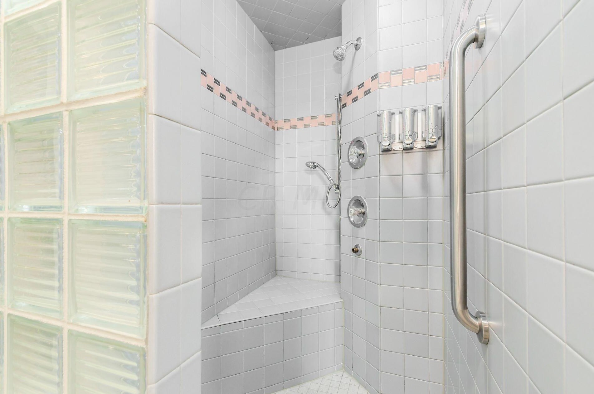 751 Jaeger St, Columbus OH 43206-2273 exterior