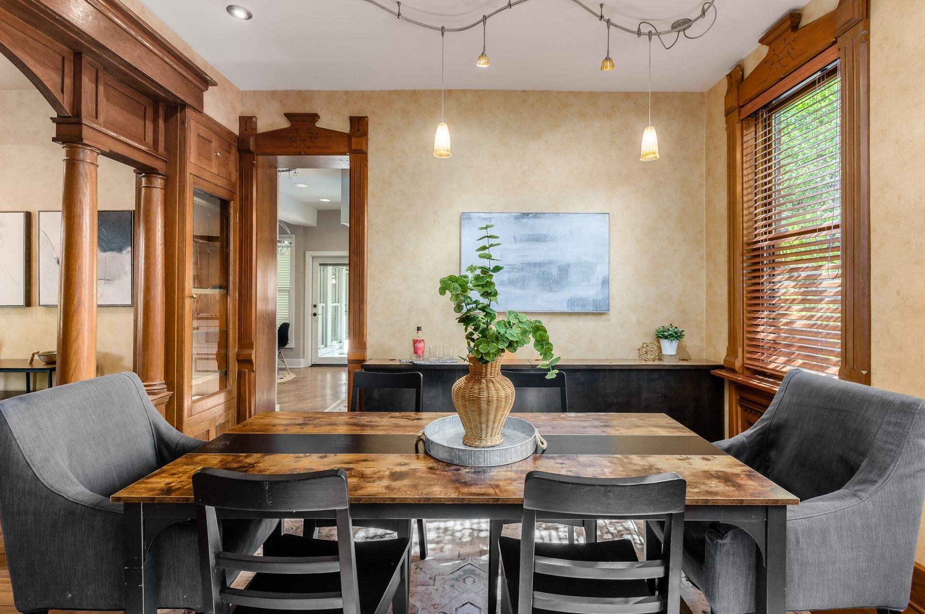 751 Jaeger St, Columbus OH 43206-2273 exterior