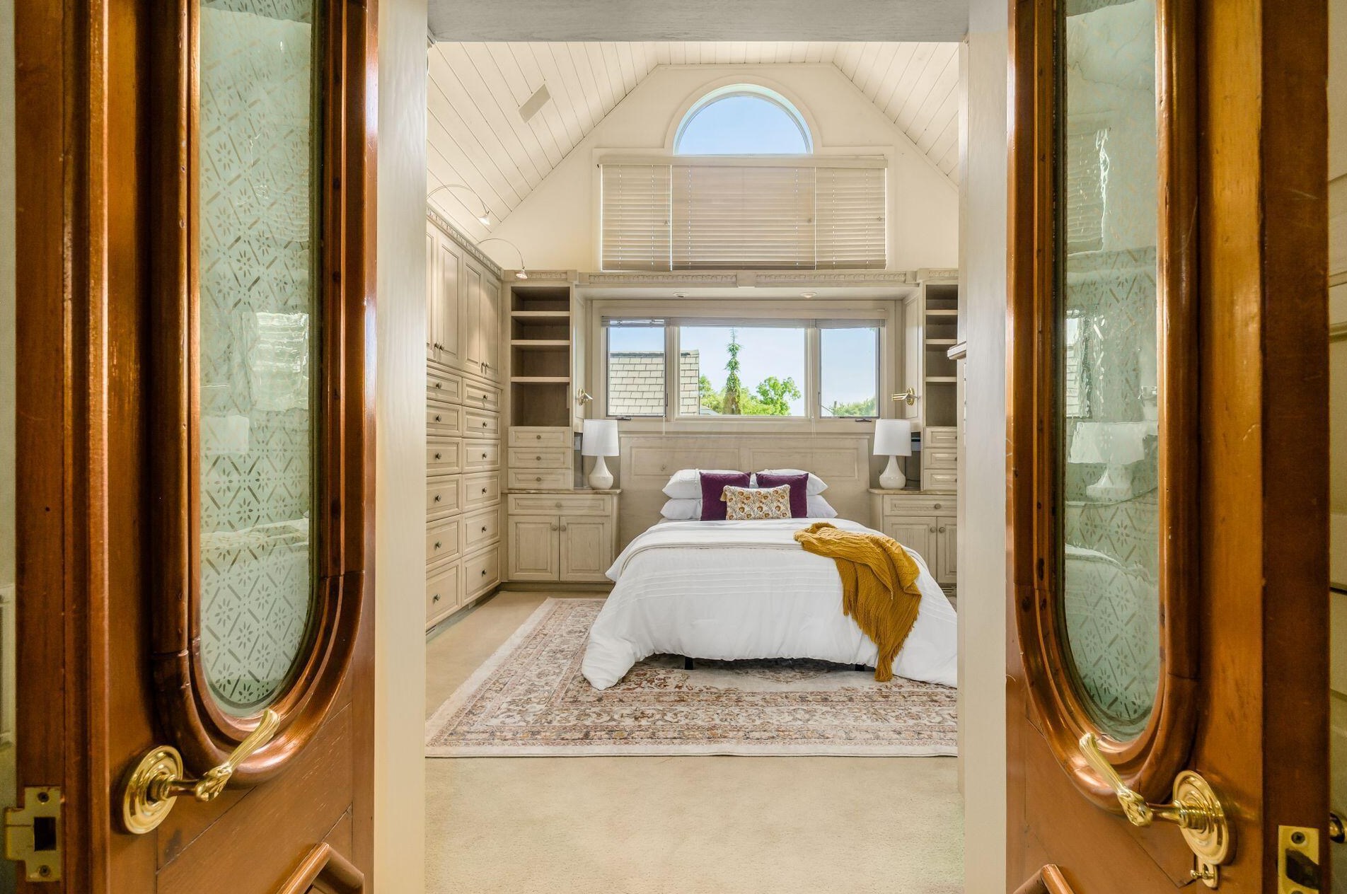 751 Jaeger St, Columbus OH 43206-2273 exterior