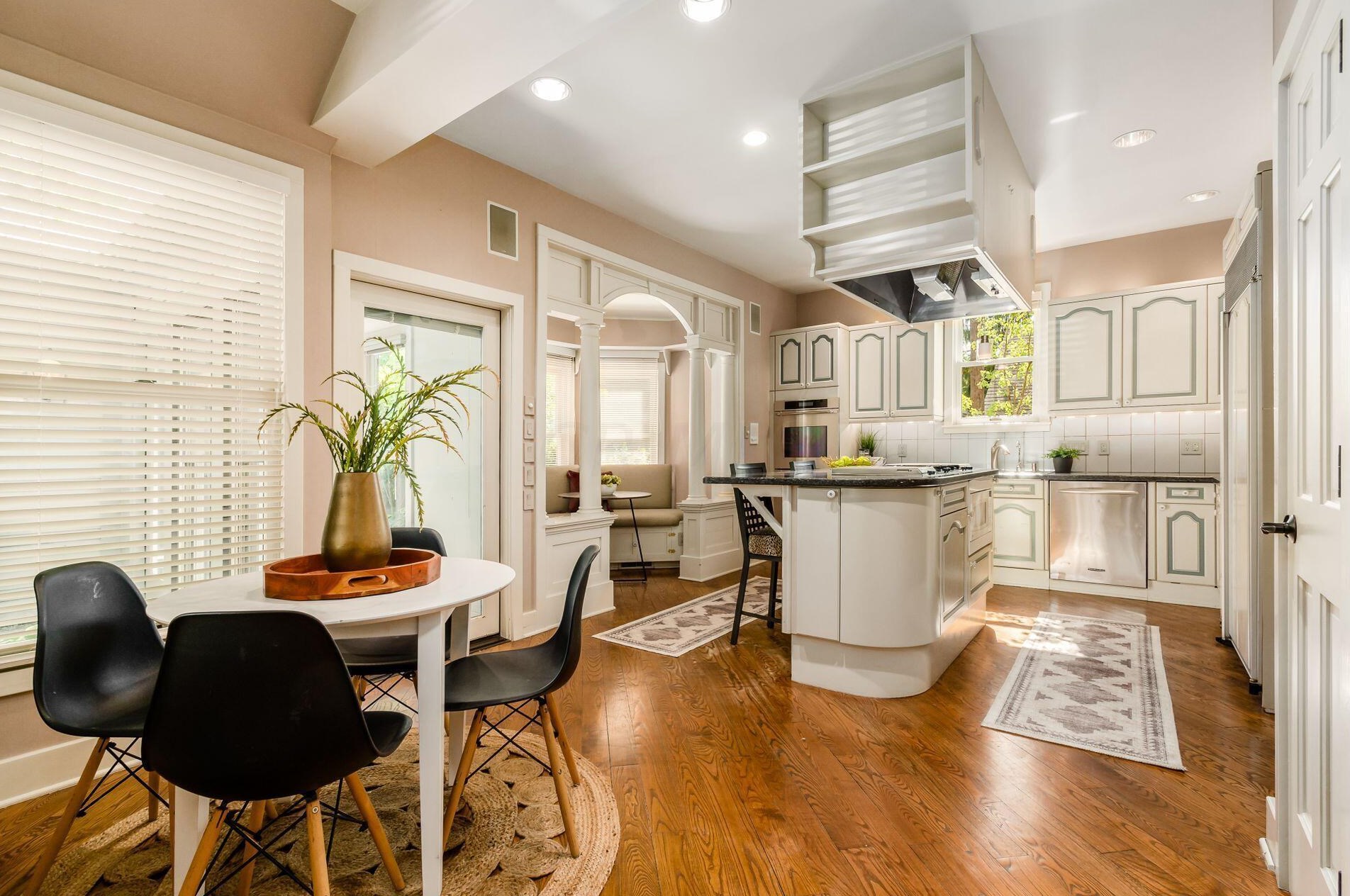 751 Jaeger St, Columbus OH 43206-2273 exterior