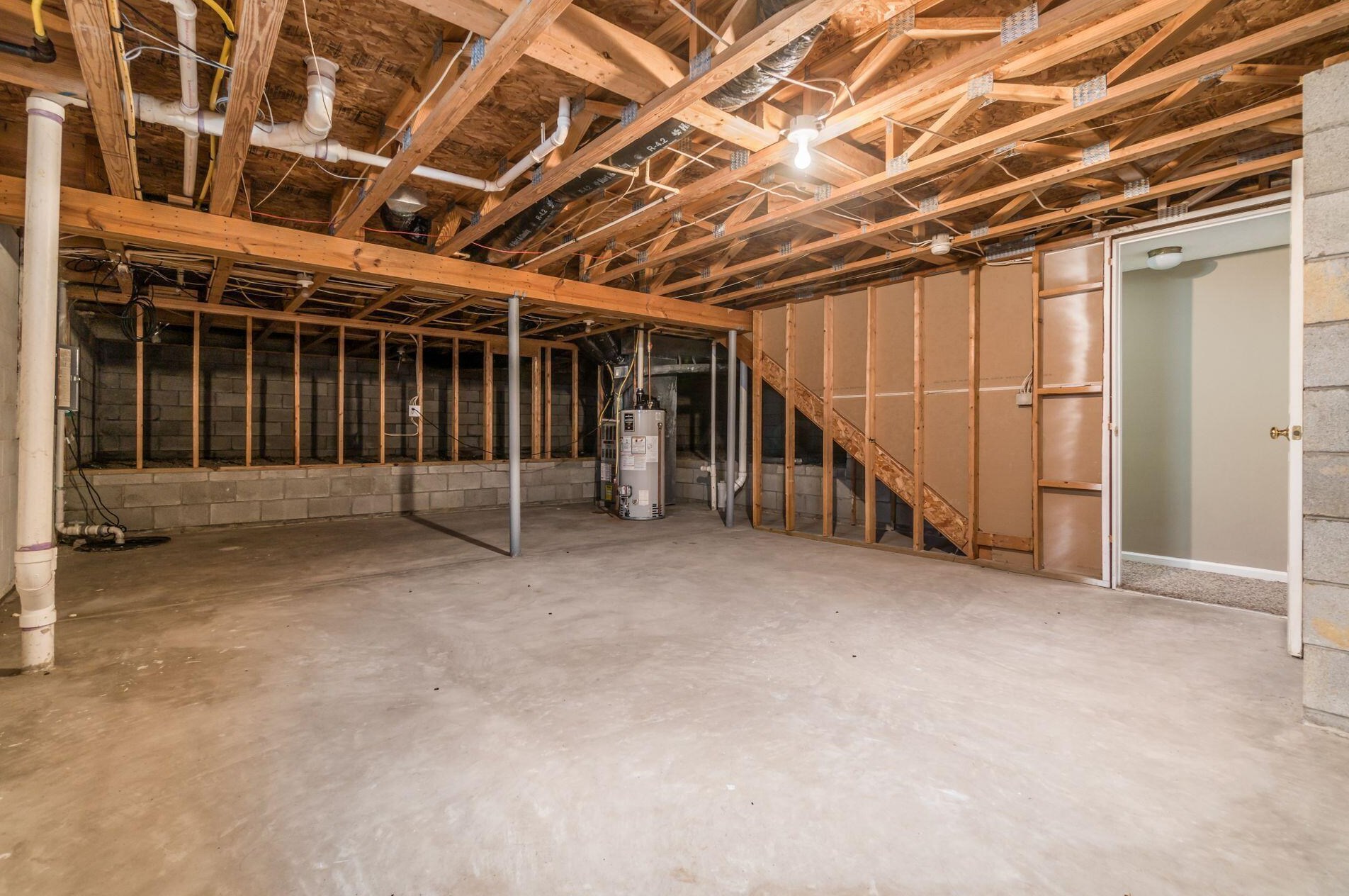 3658 Larkwell Way, Columbus OH 43232-3600 exterior