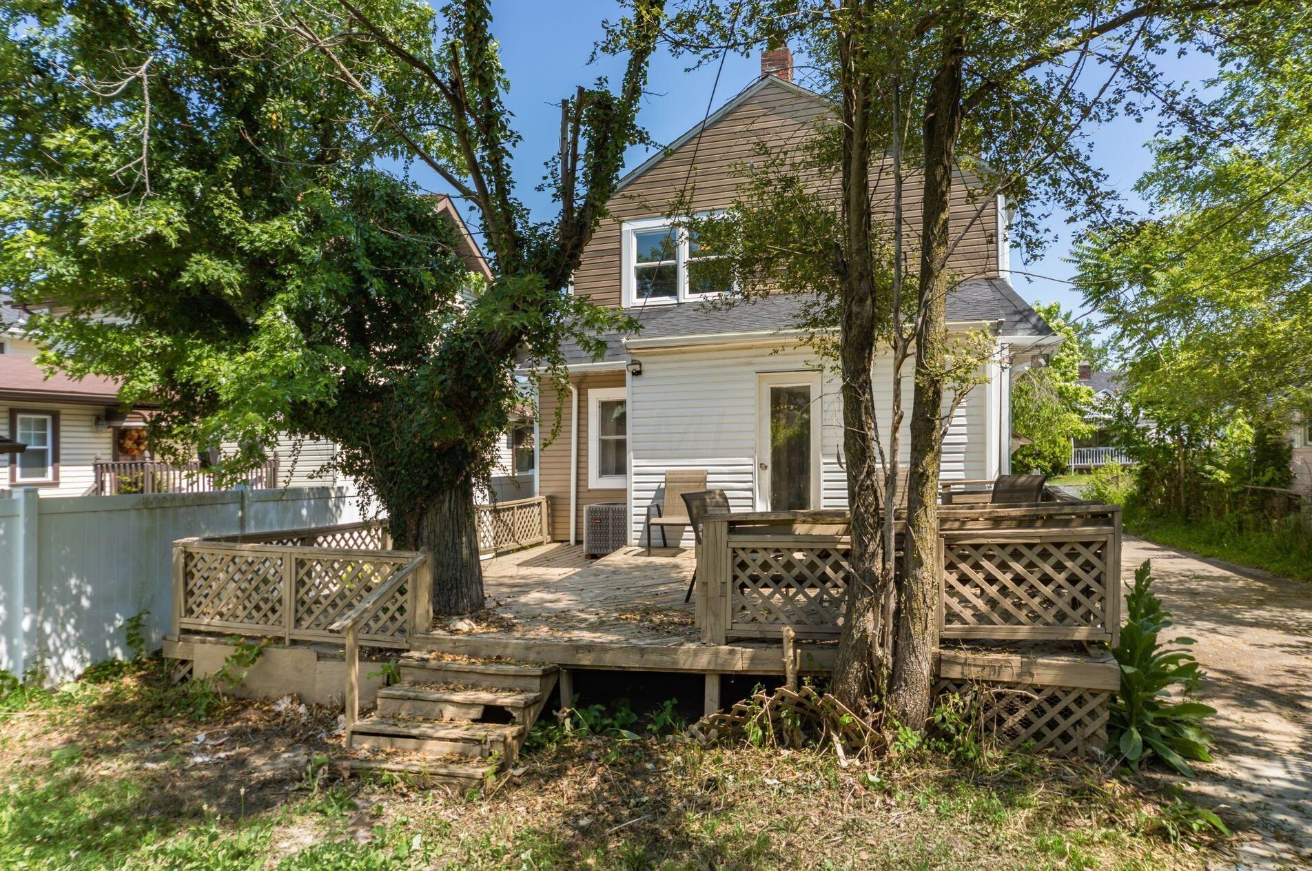 1205 20 Ave, Columbus OH 43211-2507 exterior