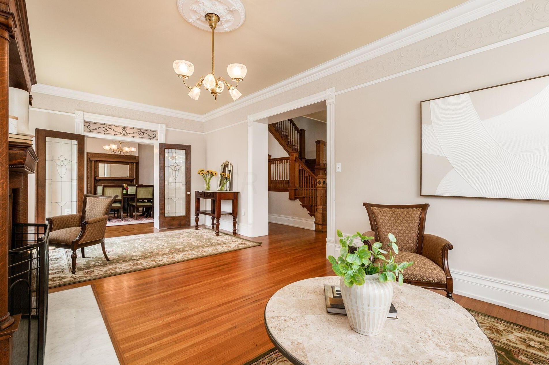 150 North Broadway, Columbus OH 43214-4112 exterior