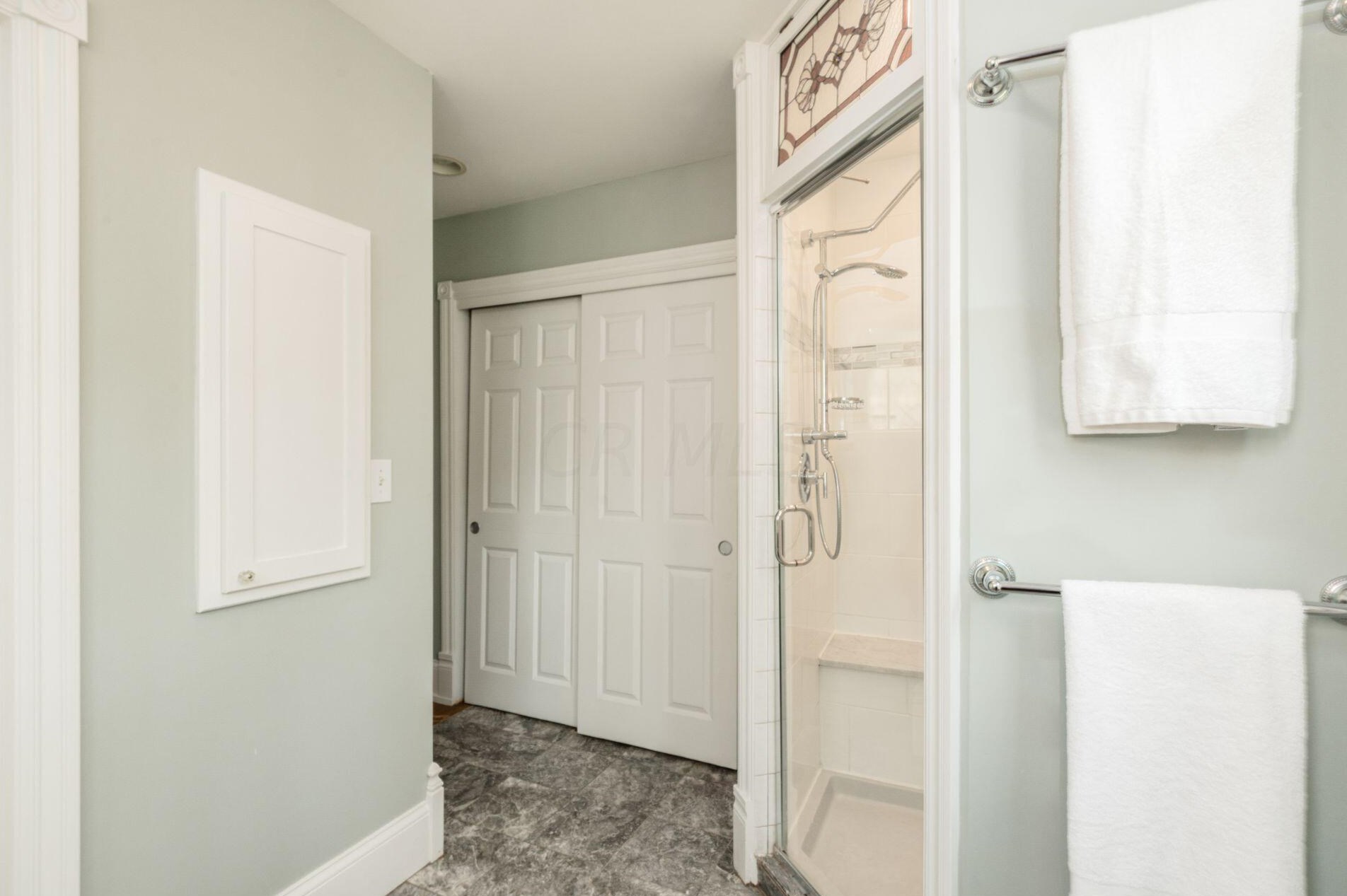 150 North Broadway, Columbus OH 43214-4112 exterior