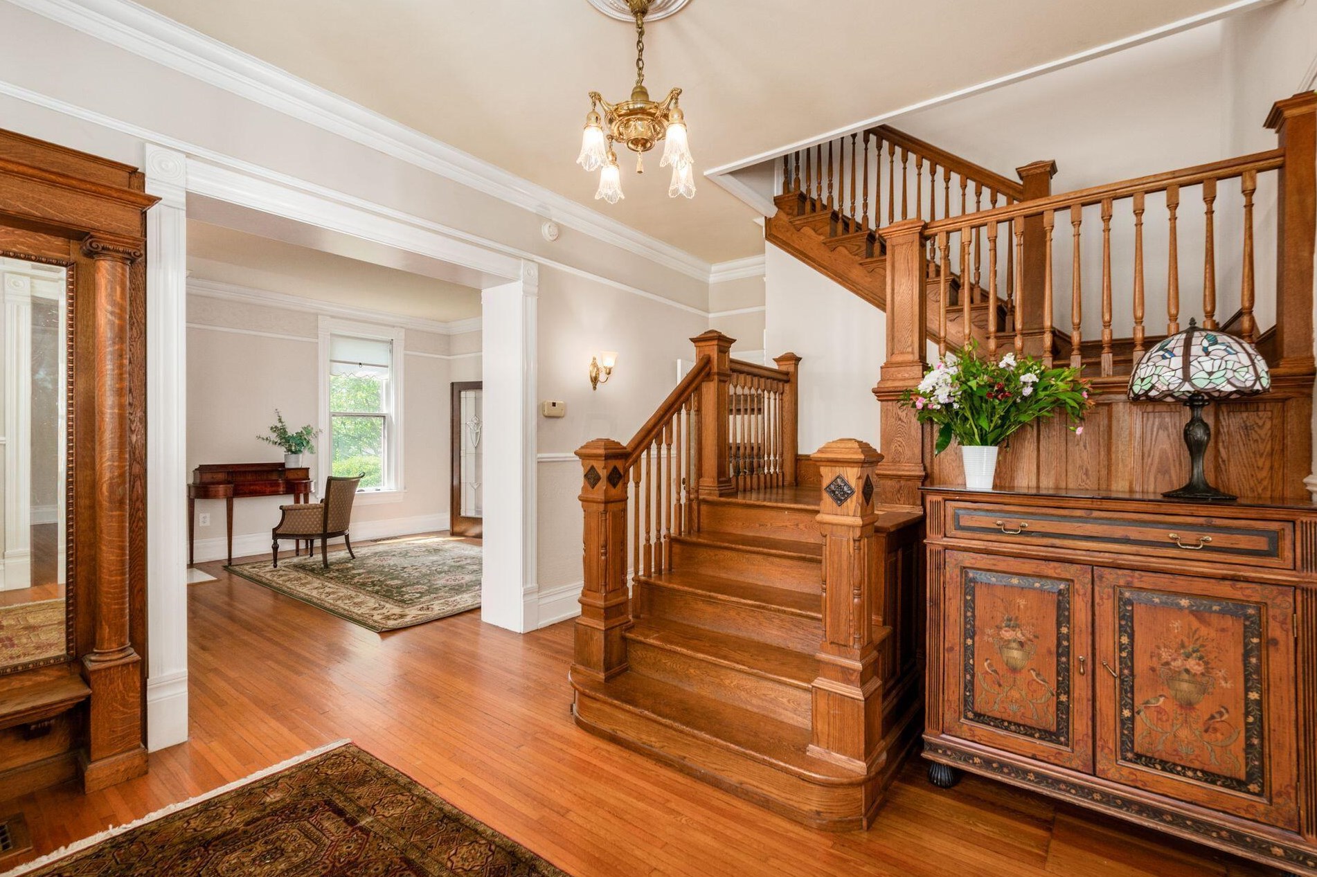 150 North Broadway, Columbus OH 43214-4112 exterior