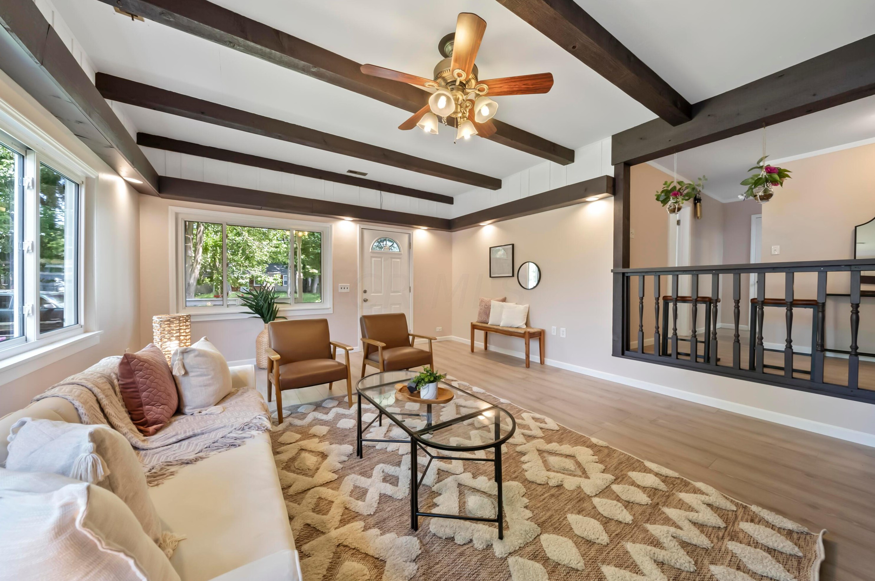 3047 Azelda St, Columbus OH 43224-4011 exterior