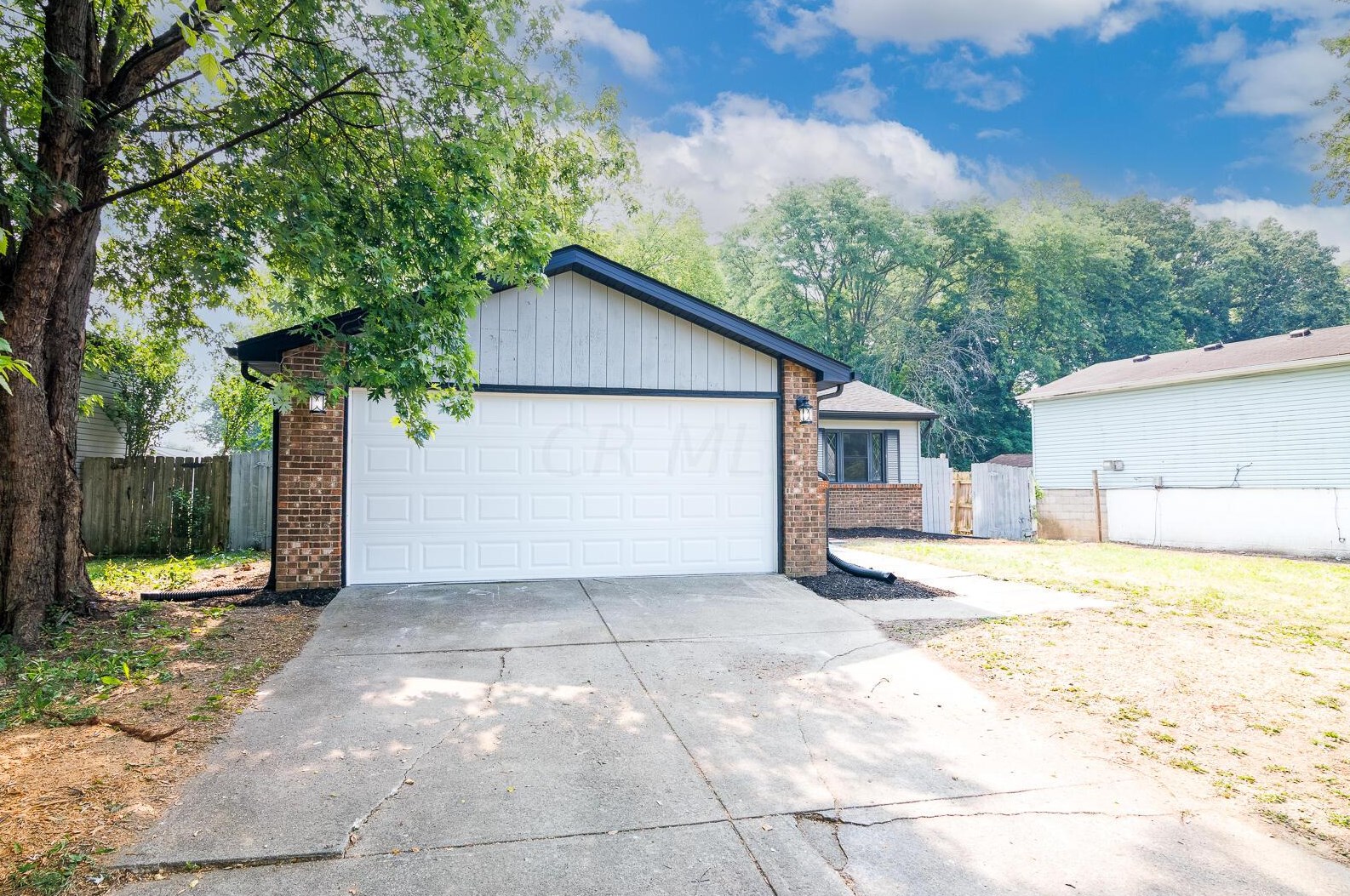 3518 Meldrake St, Columbus OH  43230-1624 exterior