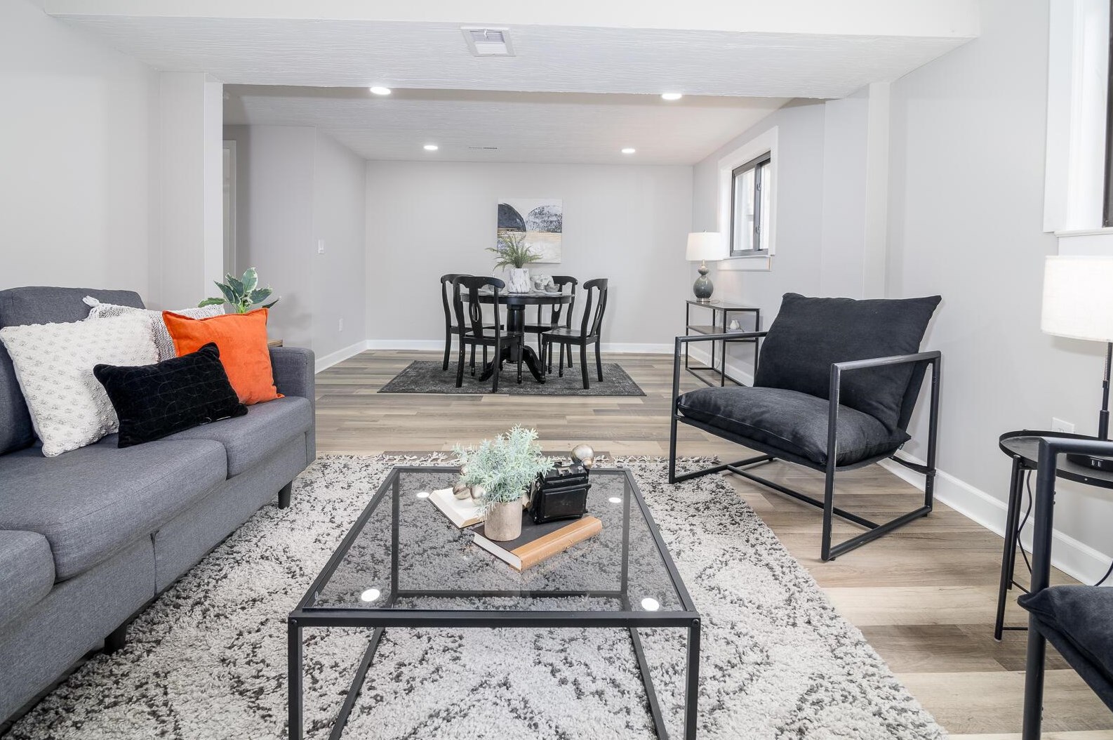 3518 Meldrake St, Columbus OH  43230-1624 exterior