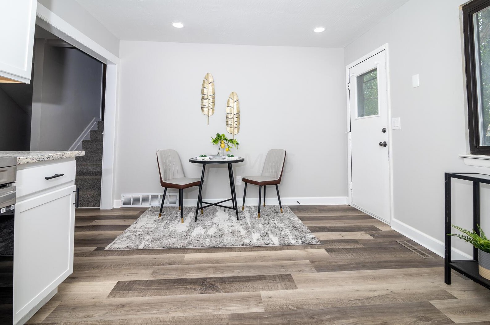 3518 Meldrake St, Columbus OH  43230-1624 exterior