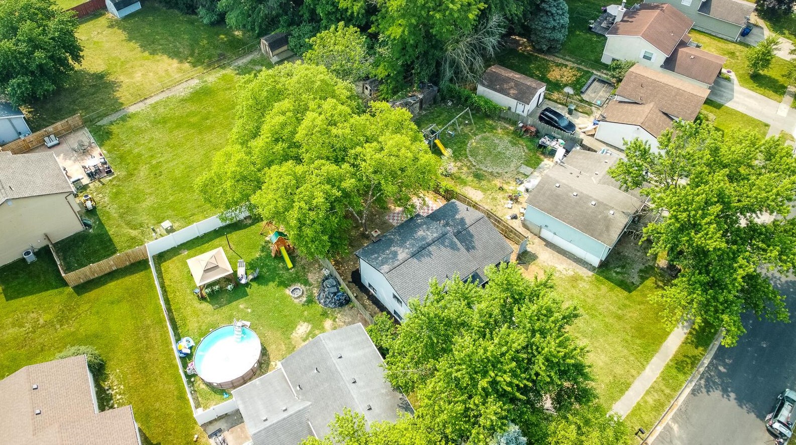 3518 Meldrake St, Columbus OH  43230-1624 exterior