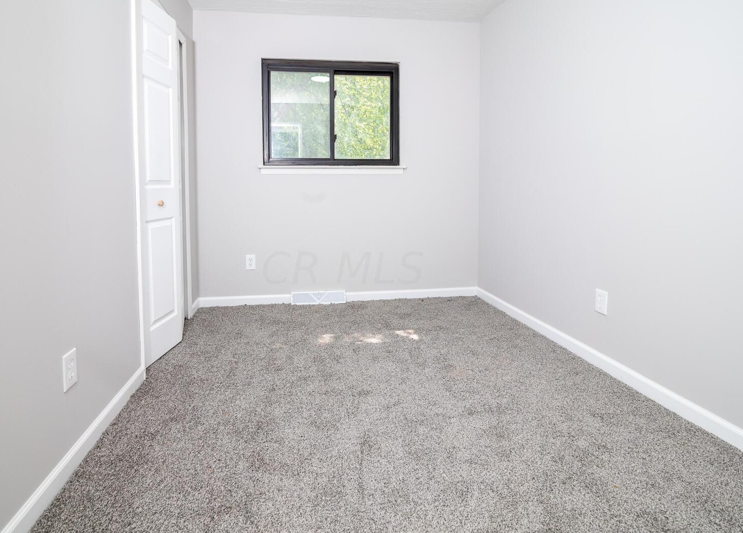 3518 Meldrake St, Columbus OH  43230-1624 exterior