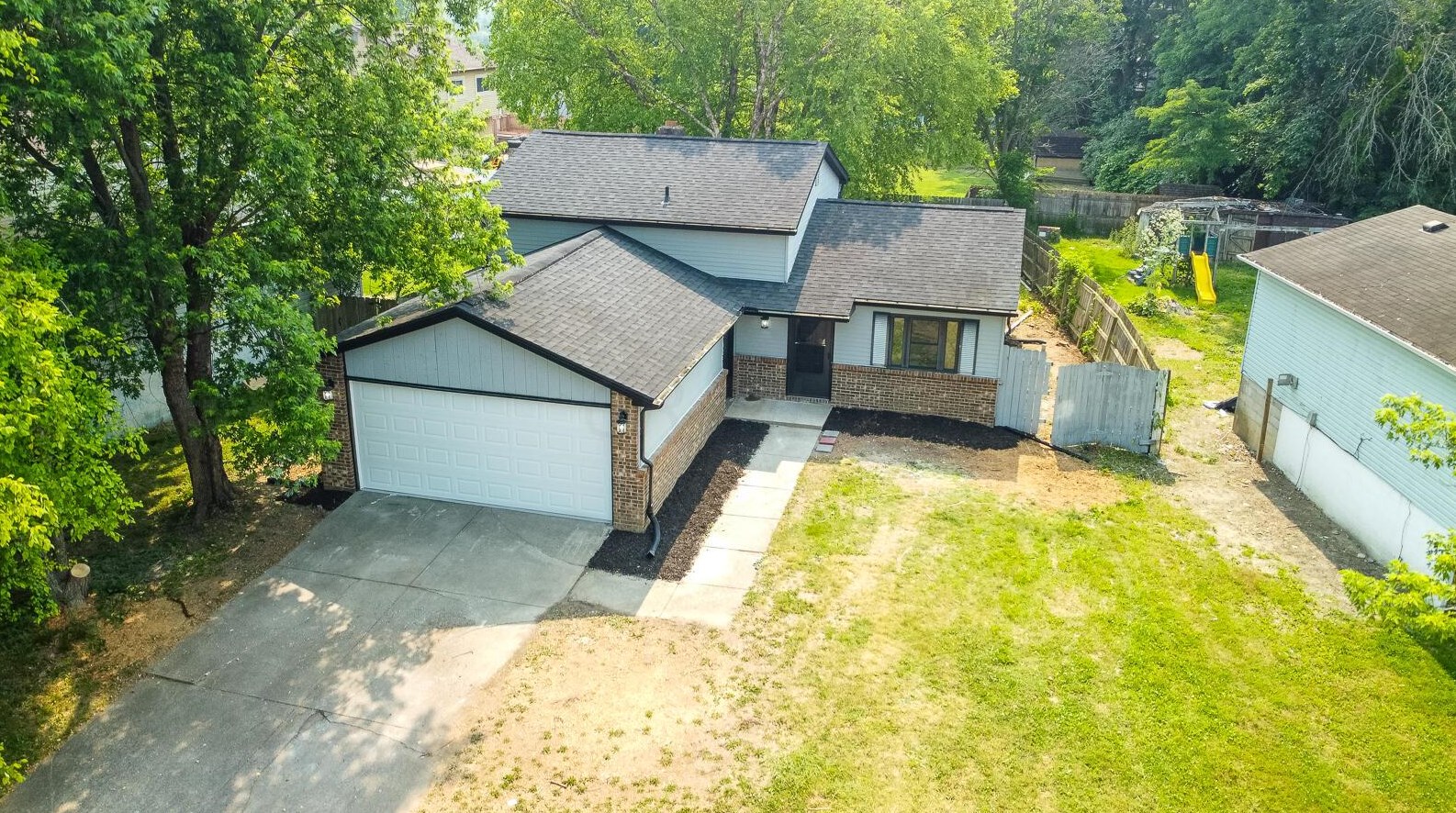 3518 Meldrake St, Columbus OH  43230-1624 exterior