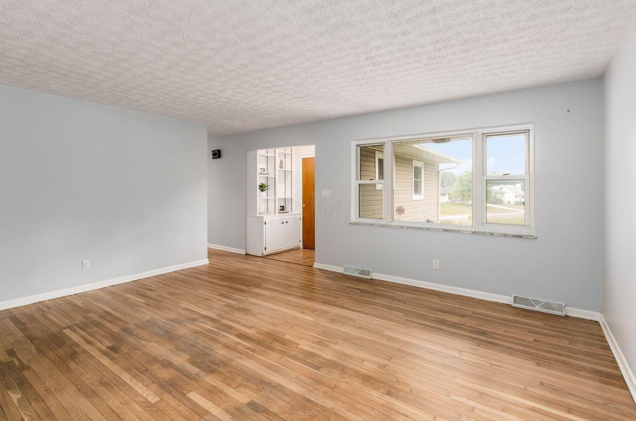 3625 Pegg Ave, Columbus OH 43214-2934 exterior