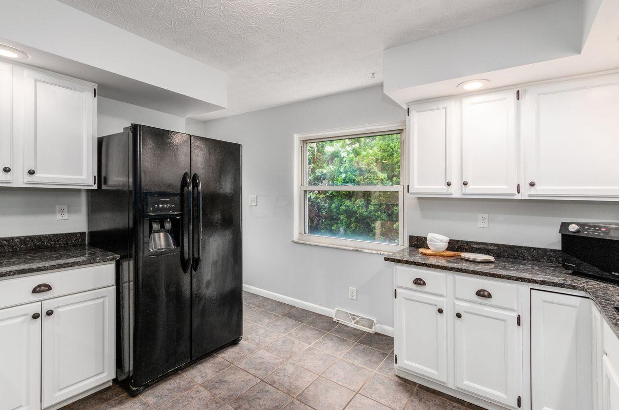 3625 Pegg Ave, Columbus OH 43214-2934 exterior