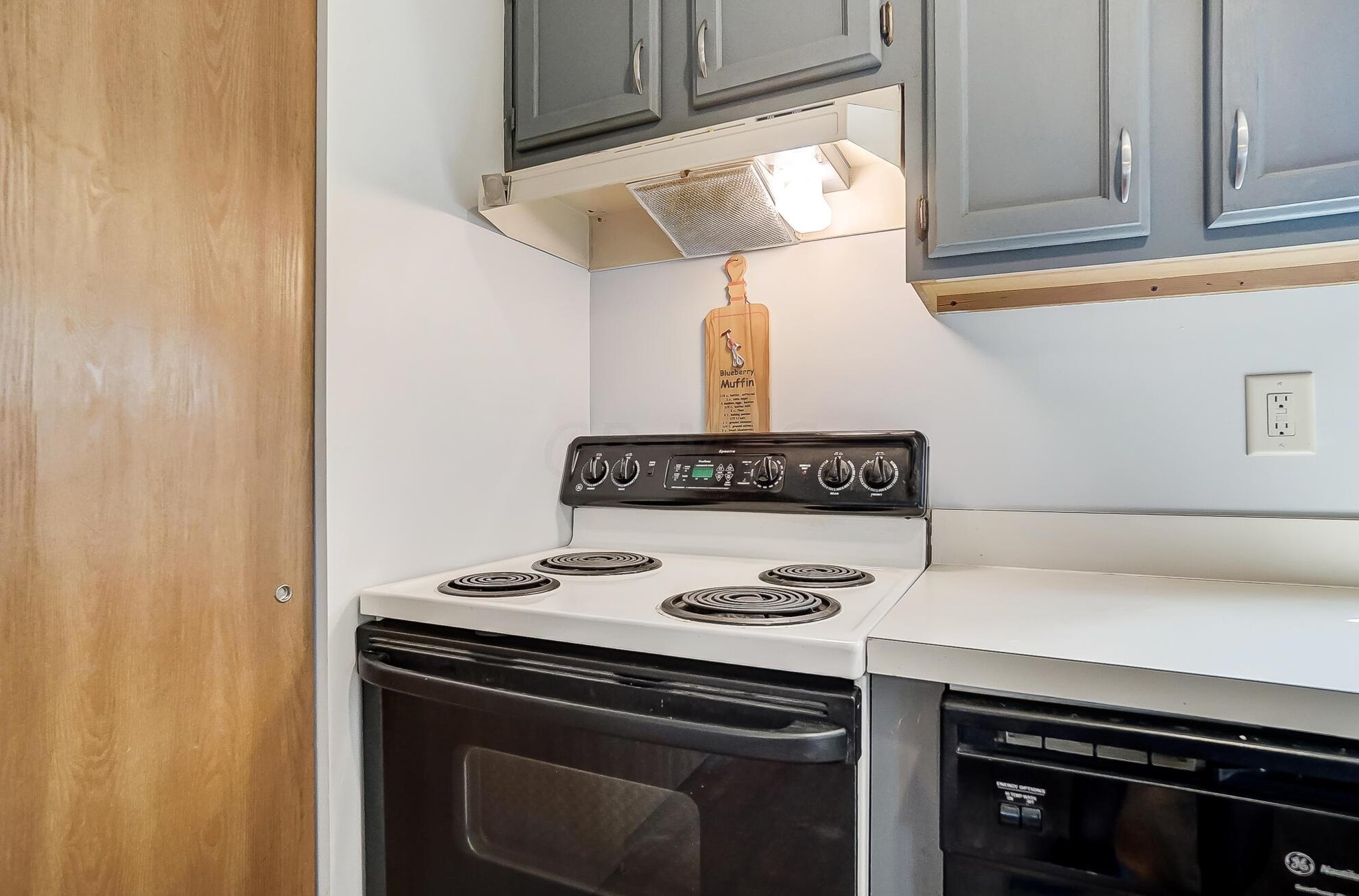 3174 Briggs Rd, Columbus OH 43204-2361 exterior