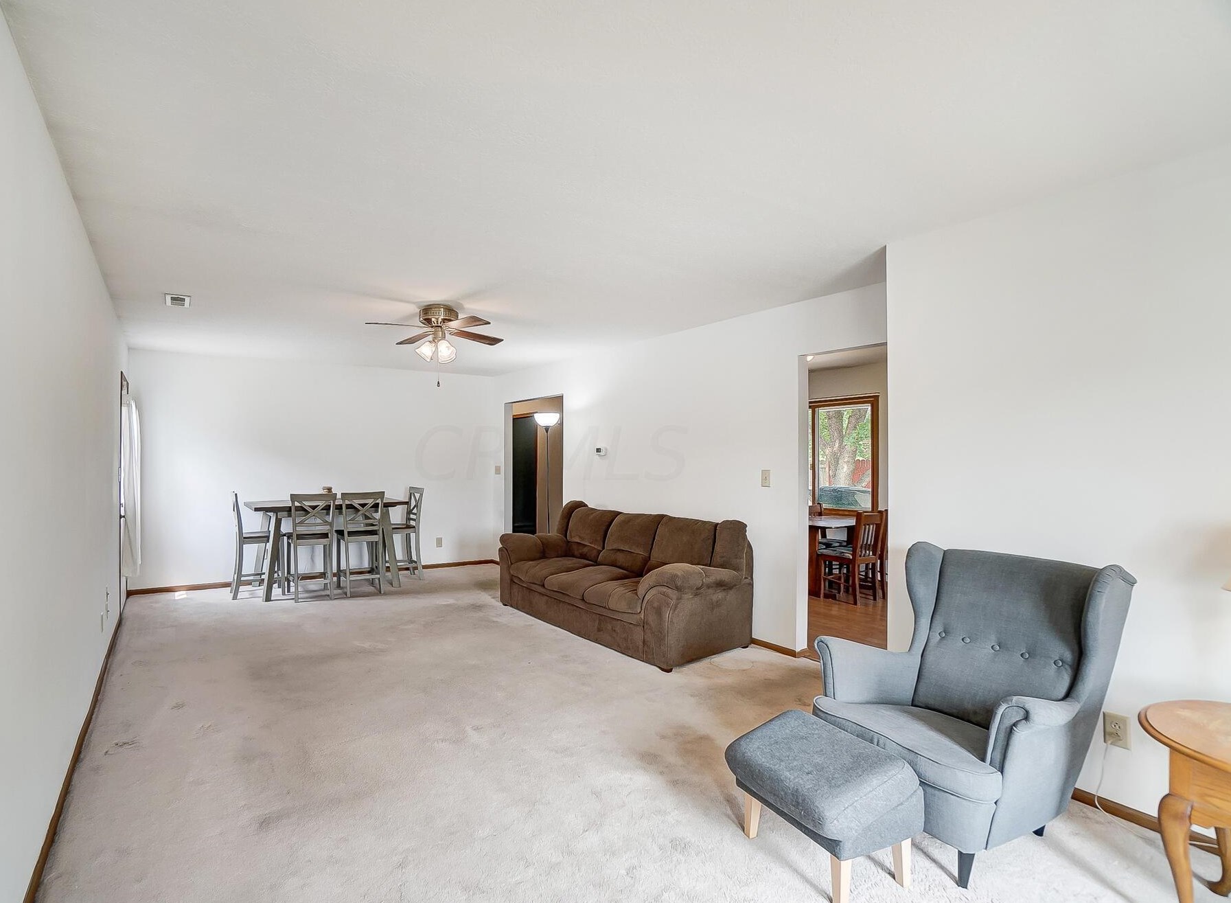 3174 Briggs Rd, Columbus OH 43204-2361 exterior