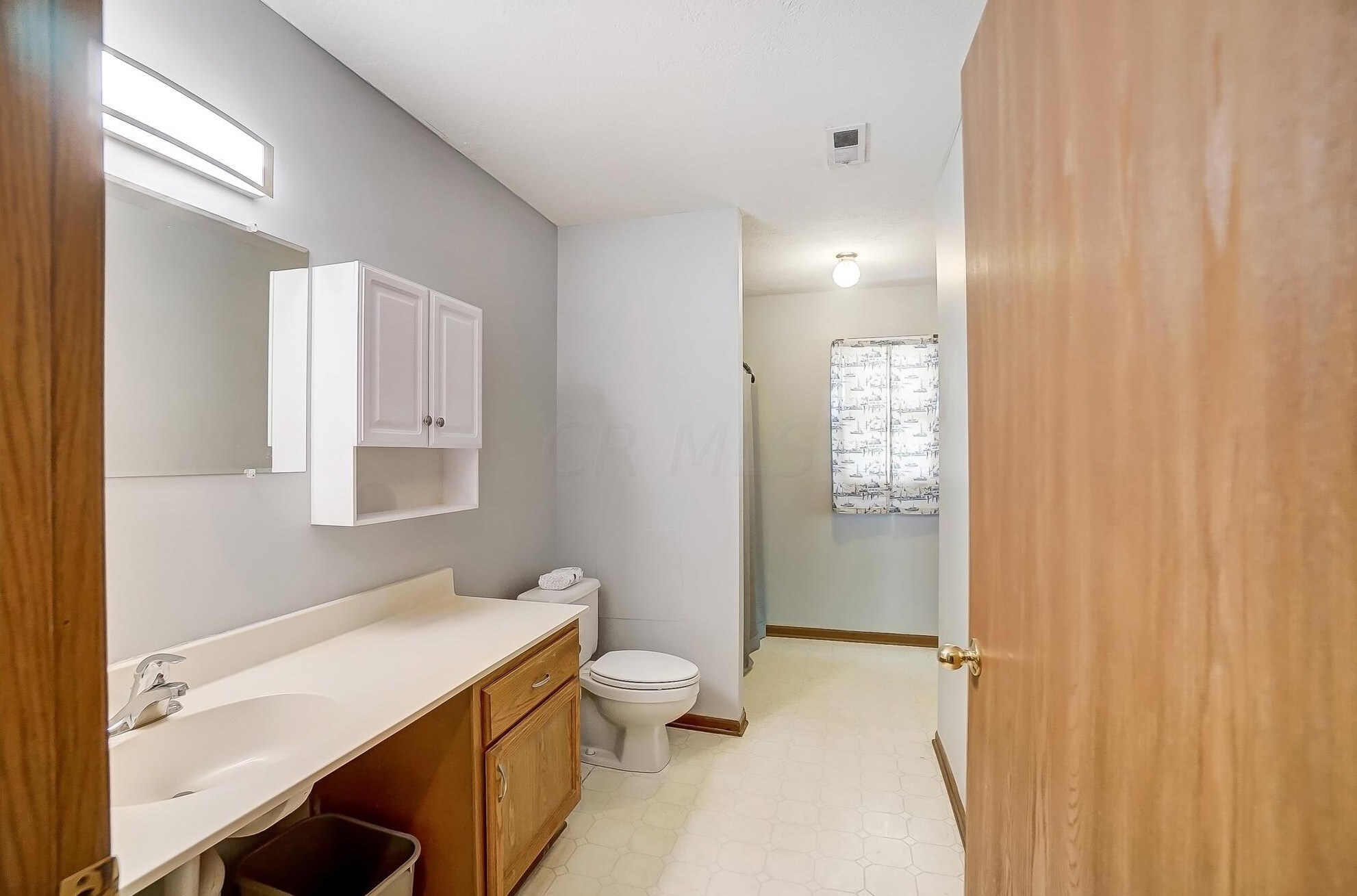 3174 Briggs Rd, Columbus OH 43204-2361 exterior