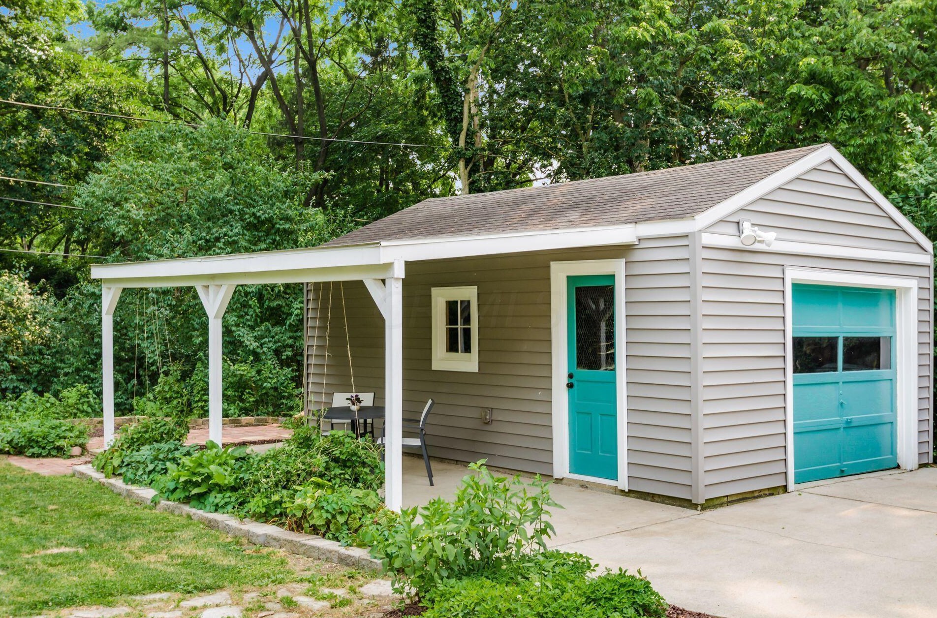 293 Deland Ave, Columbus OH 43214-3025 exterior